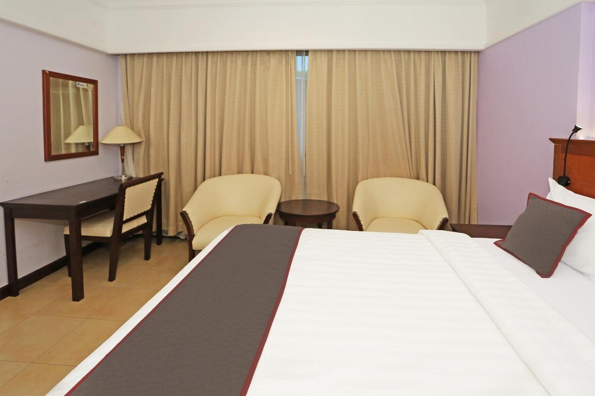 Collection O 91898 Series Hotel Kuningan Jacarta Exterior foto