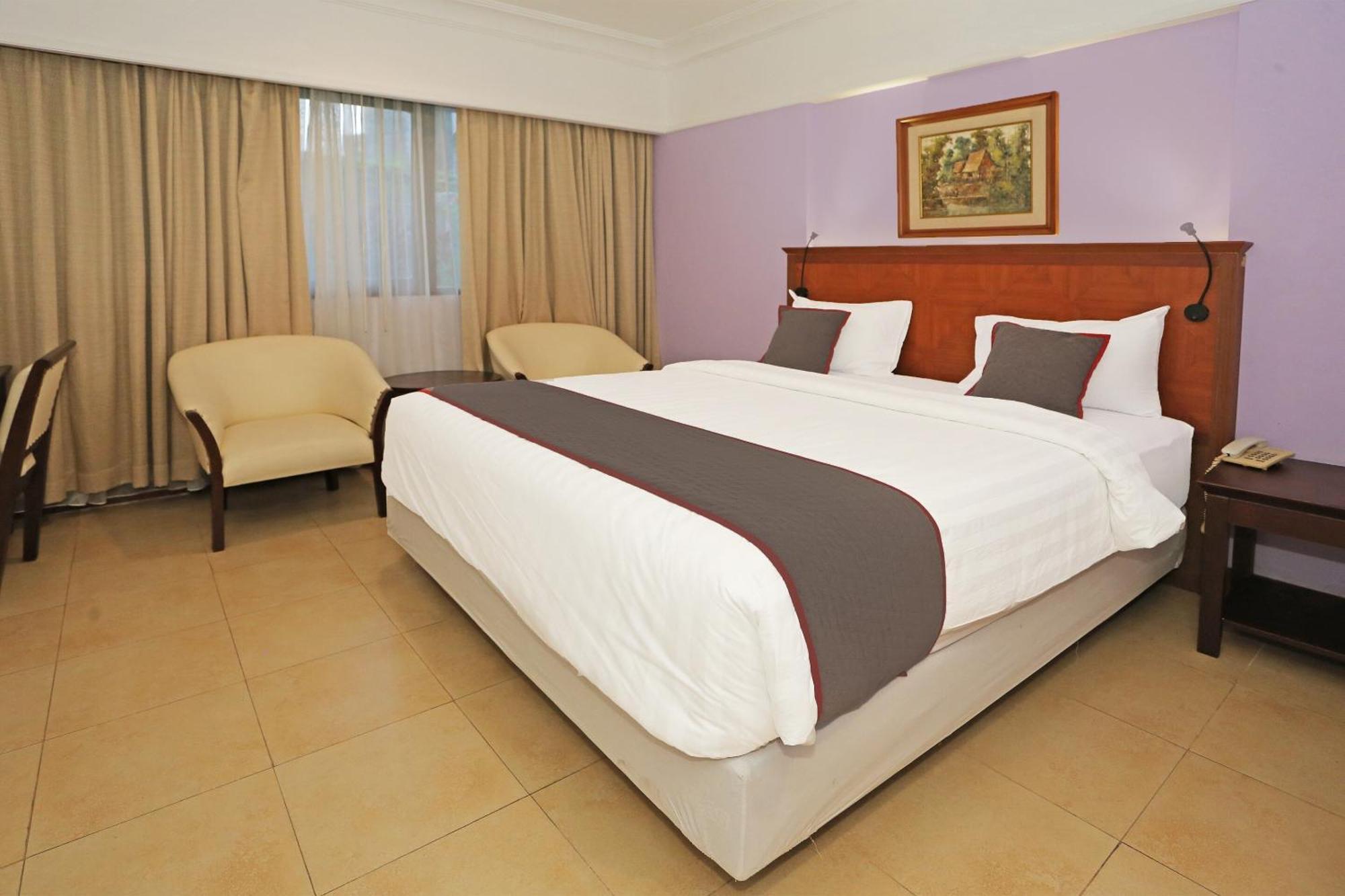 Collection O 91898 Series Hotel Kuningan Jacarta Exterior foto