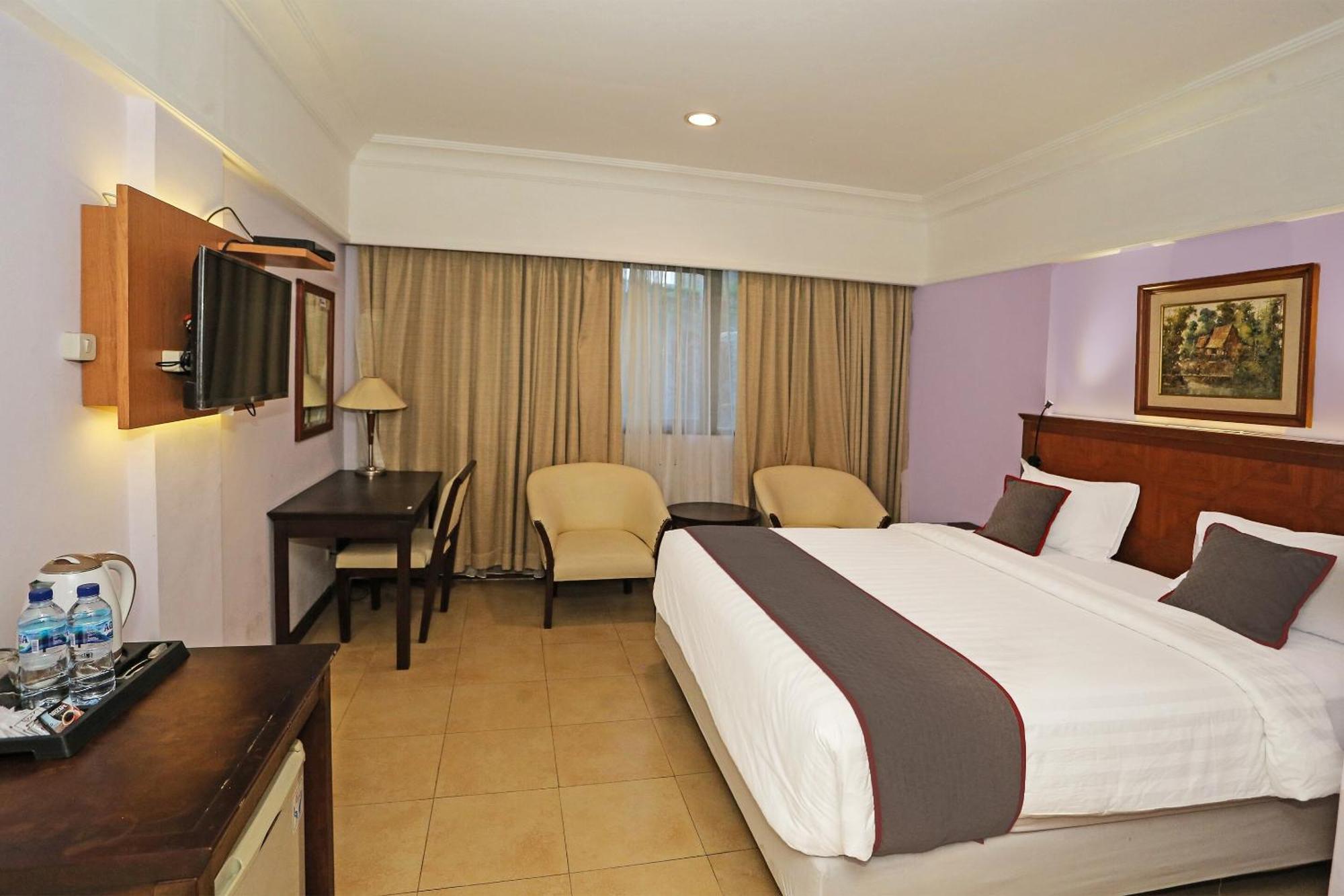 Collection O 91898 Series Hotel Kuningan Jacarta Exterior foto