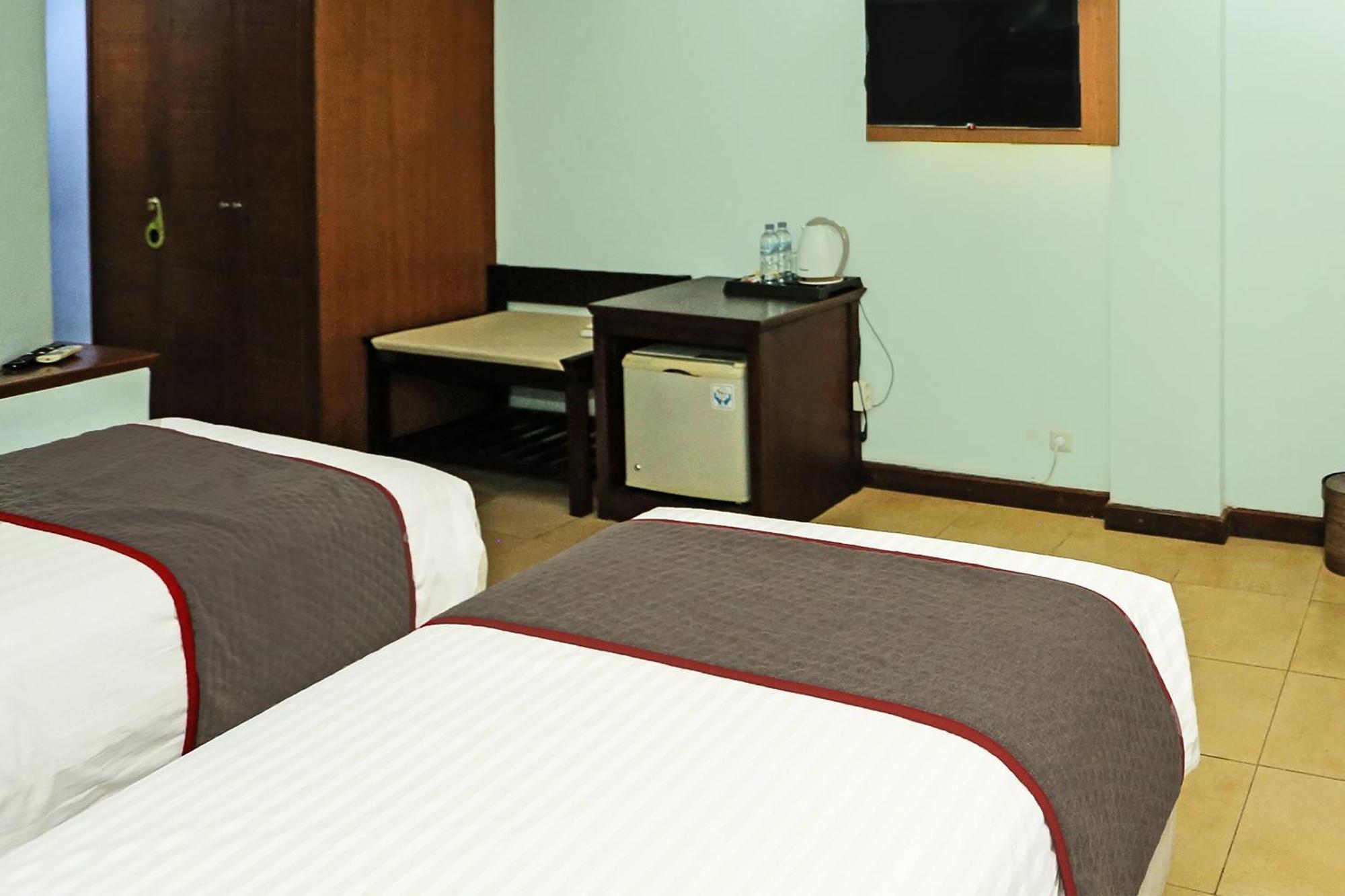Collection O 91898 Series Hotel Kuningan Jacarta Exterior foto
